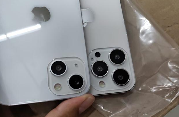 通化苹果手机维修分享iPhone 13‌机模长什么样 